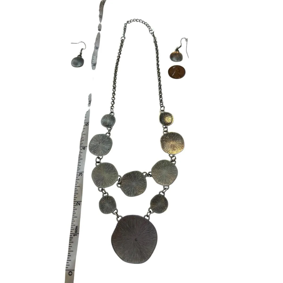 Lia Sophia Solace Silver Geometric Disc Necklace & Earring Set Women’s One Size - Image 9