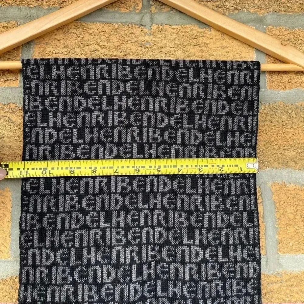 Henri Bendel winter scarf - Image 5