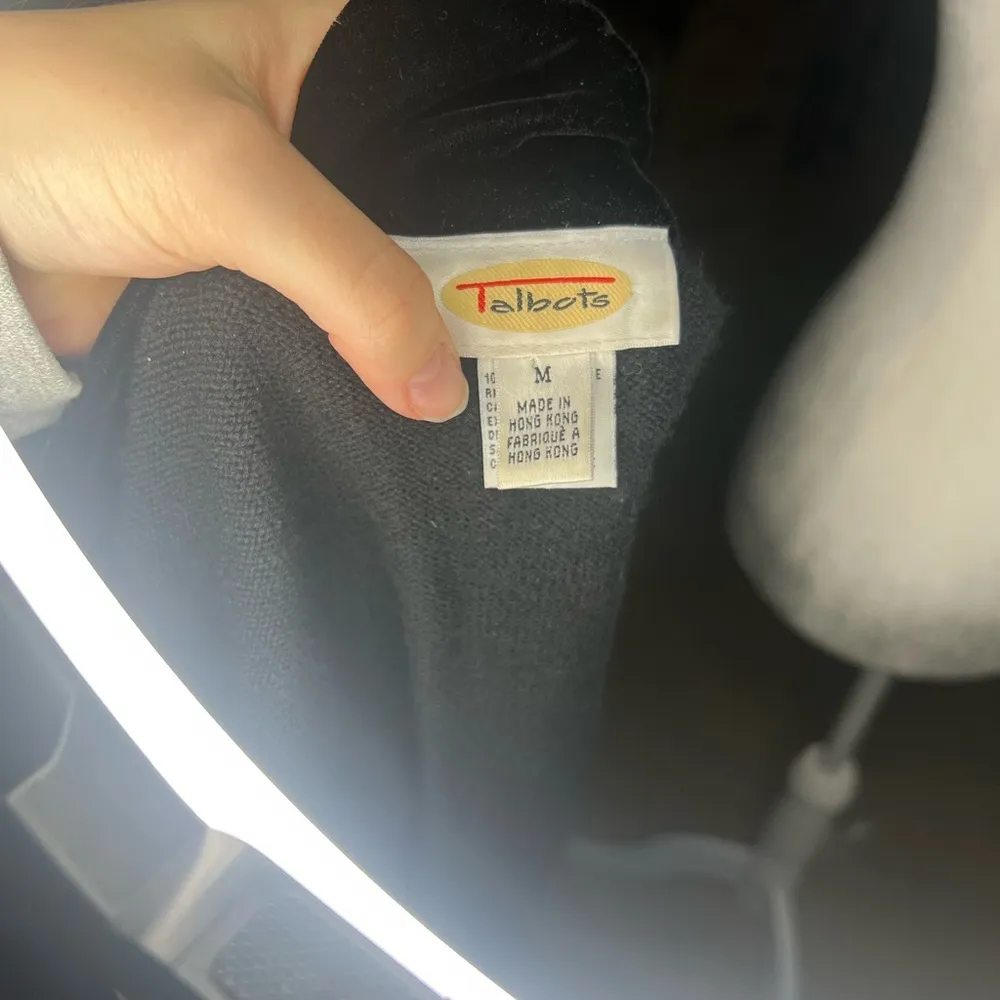 Wool, beaded holiday sweater with velvet collar M - Image 5