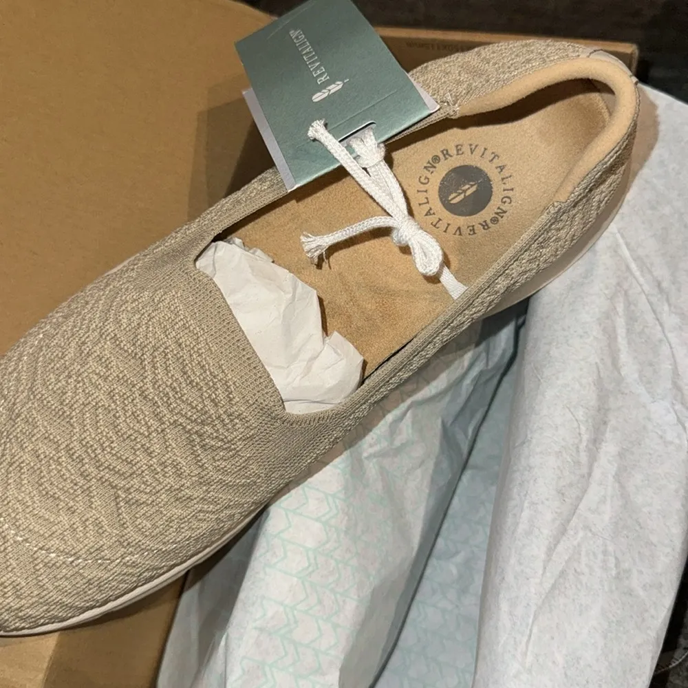 New Revitalign‎ Orthotic Washable Slip Ons - Image 2