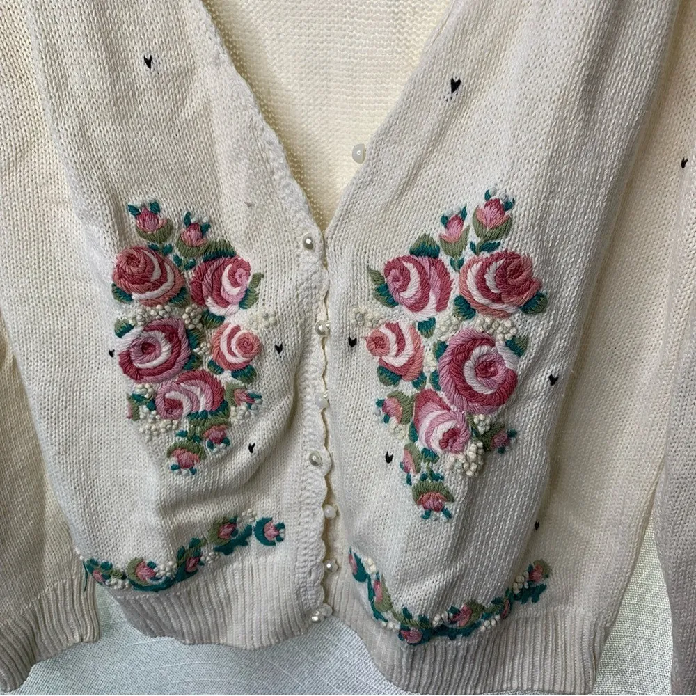 Vintage floral embroidered embellished pearl‎ sweater cardigan small cottagecore White - Image 3