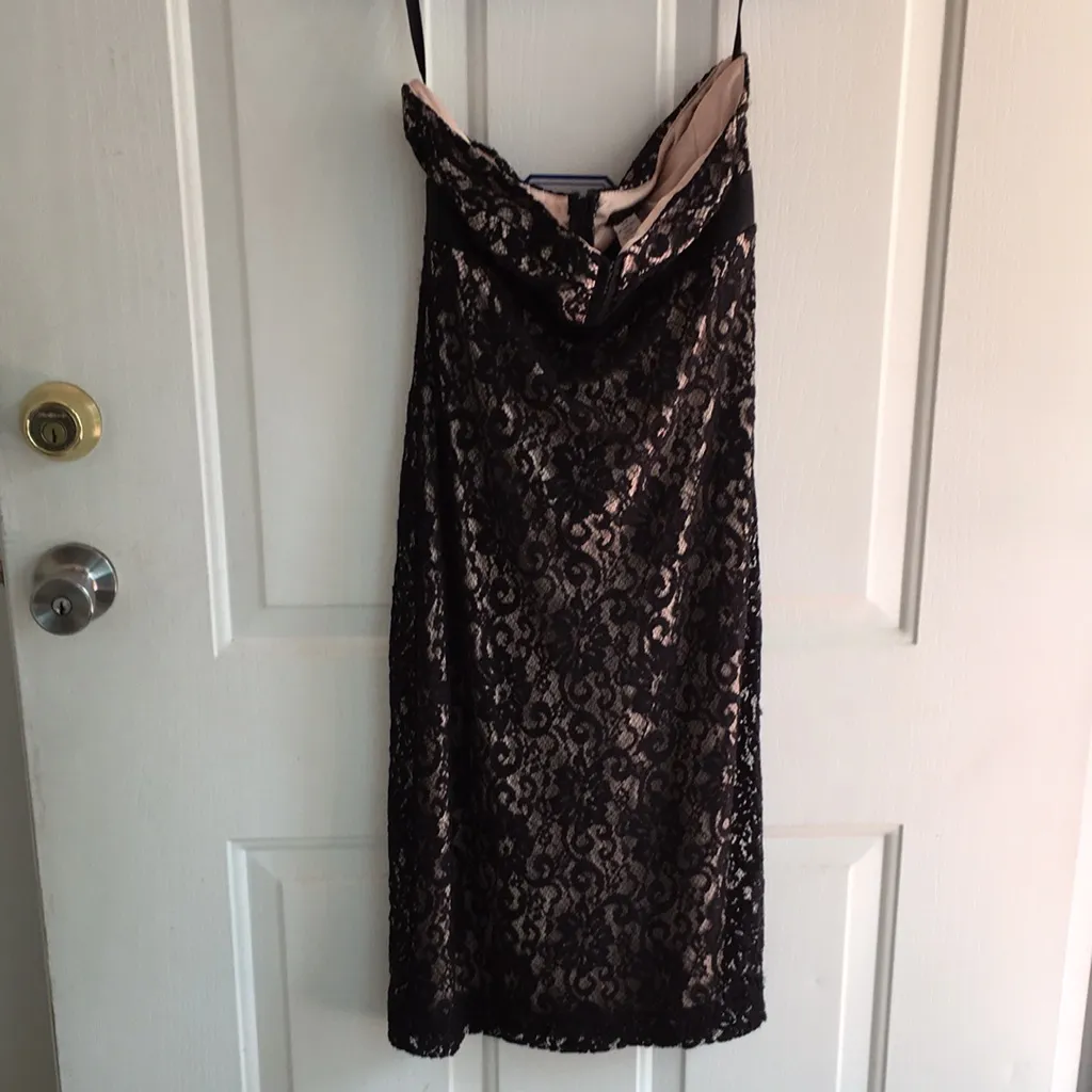 Venus Sexy Lacy Strapless Dress Stretchy Black/Tan/Beige Size Small - Image 4