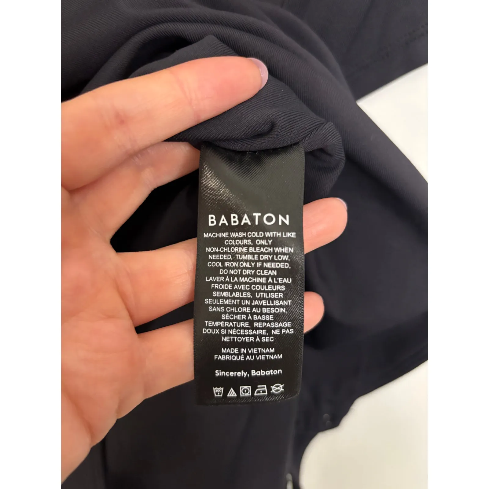 Aritzia Babaton Bodysuit Womens Large Original Contour Crew Black Short Sleeve - Image 4