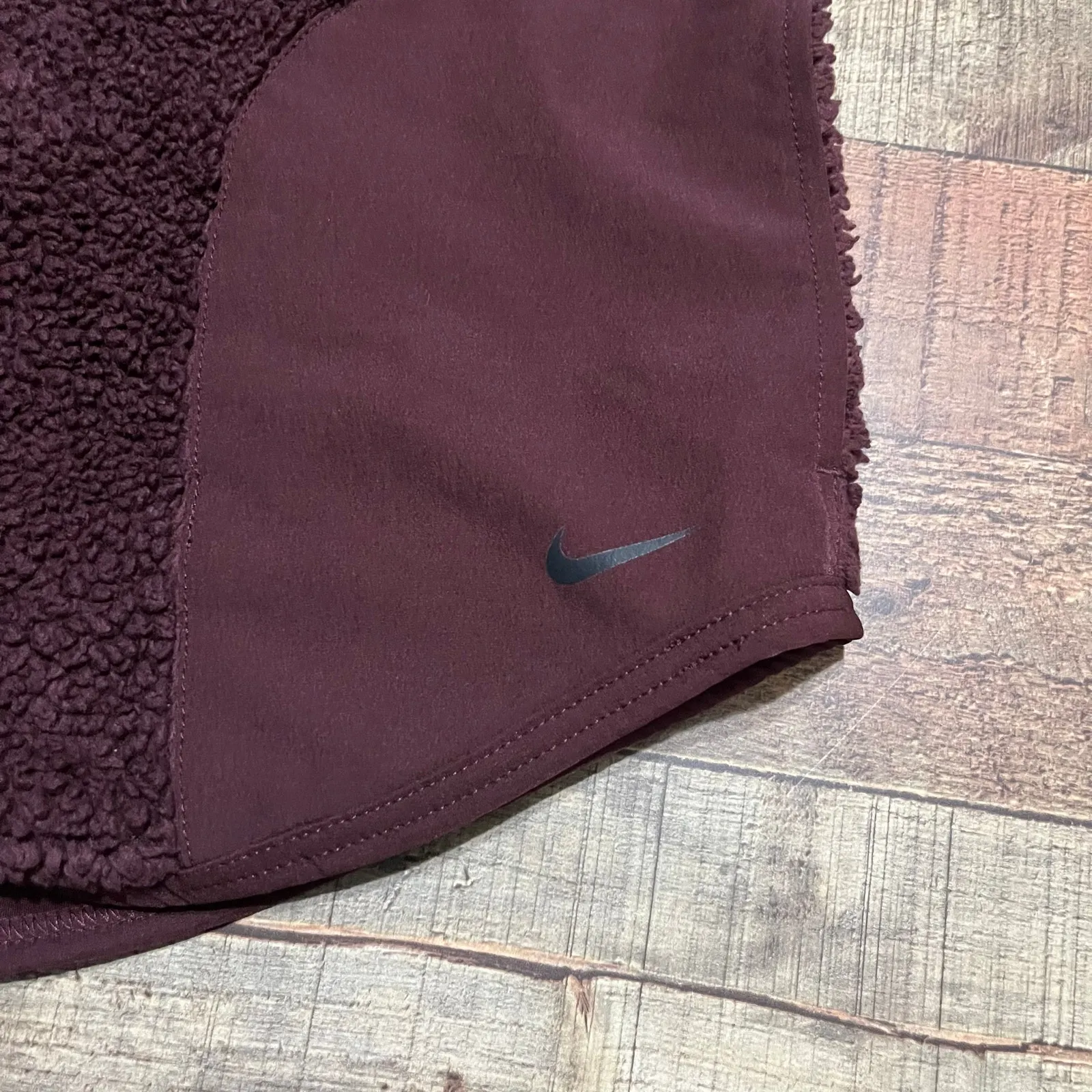 Nike Women's Burgundy Faux Fur Sherpa Pull Over Hoodie Sz S Soft Warm Winter - Image 5