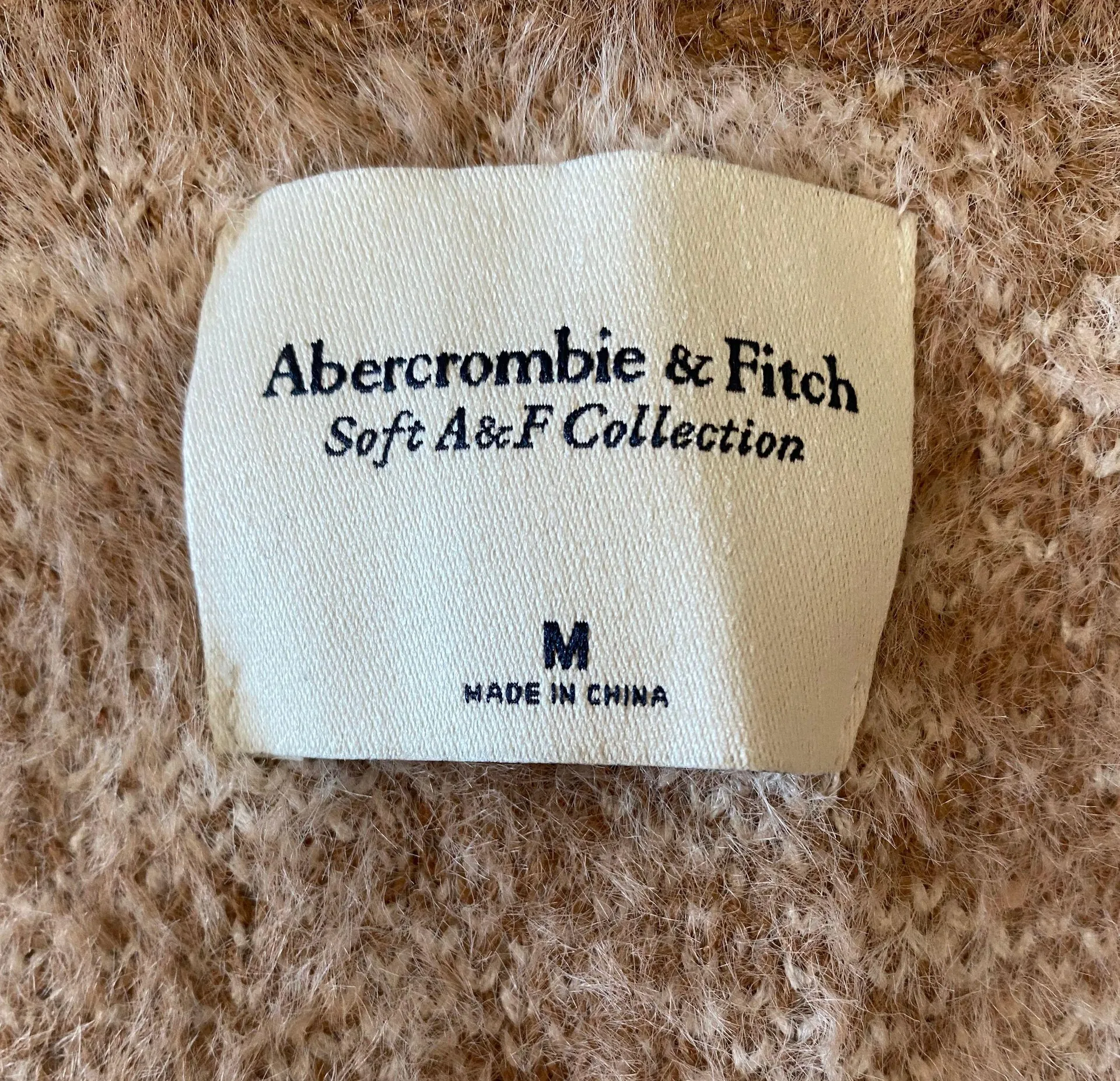 Abercrombie & Fitch Leopard Sweater - Image 2