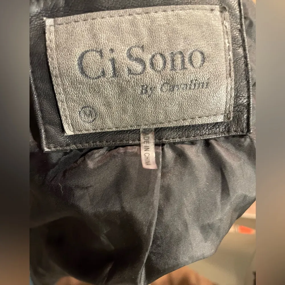Ci Sono Designer Vegan Leather Jacket size medium - Image 8