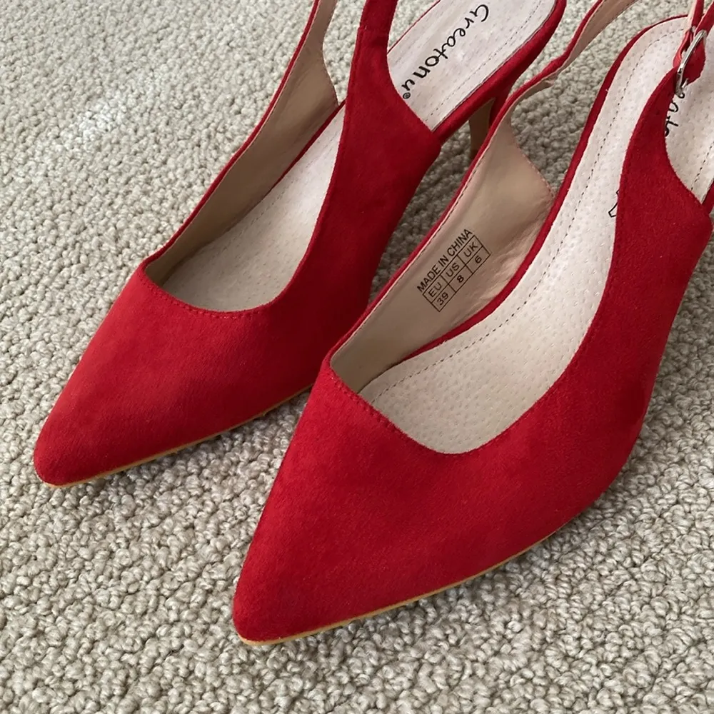 NEW Greatonu Bright Red Women’s Kitten Heels Suede Leather Size 39 Shoes NWOB - Image 2