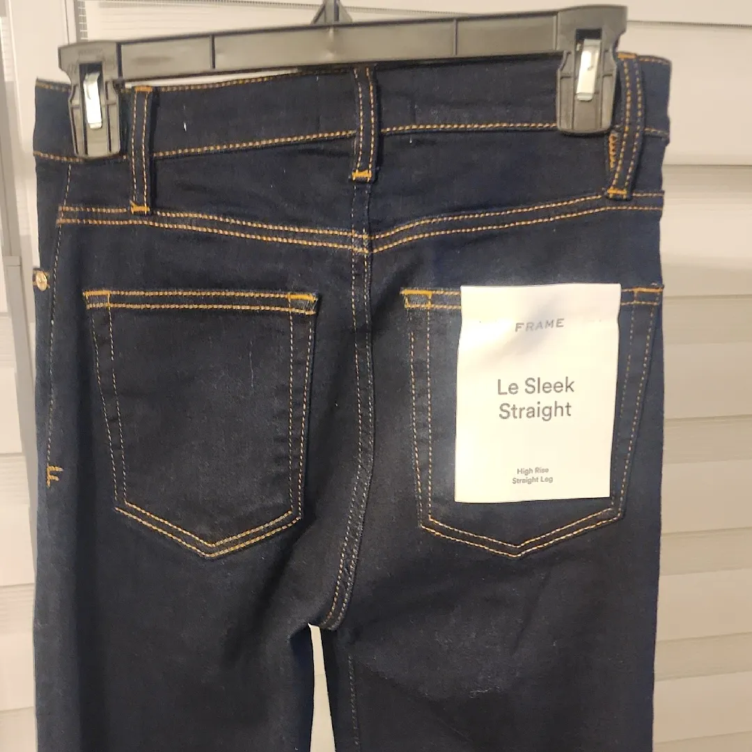 FRAME Sleek Straight Leg Jeans Size 26 - Image 7