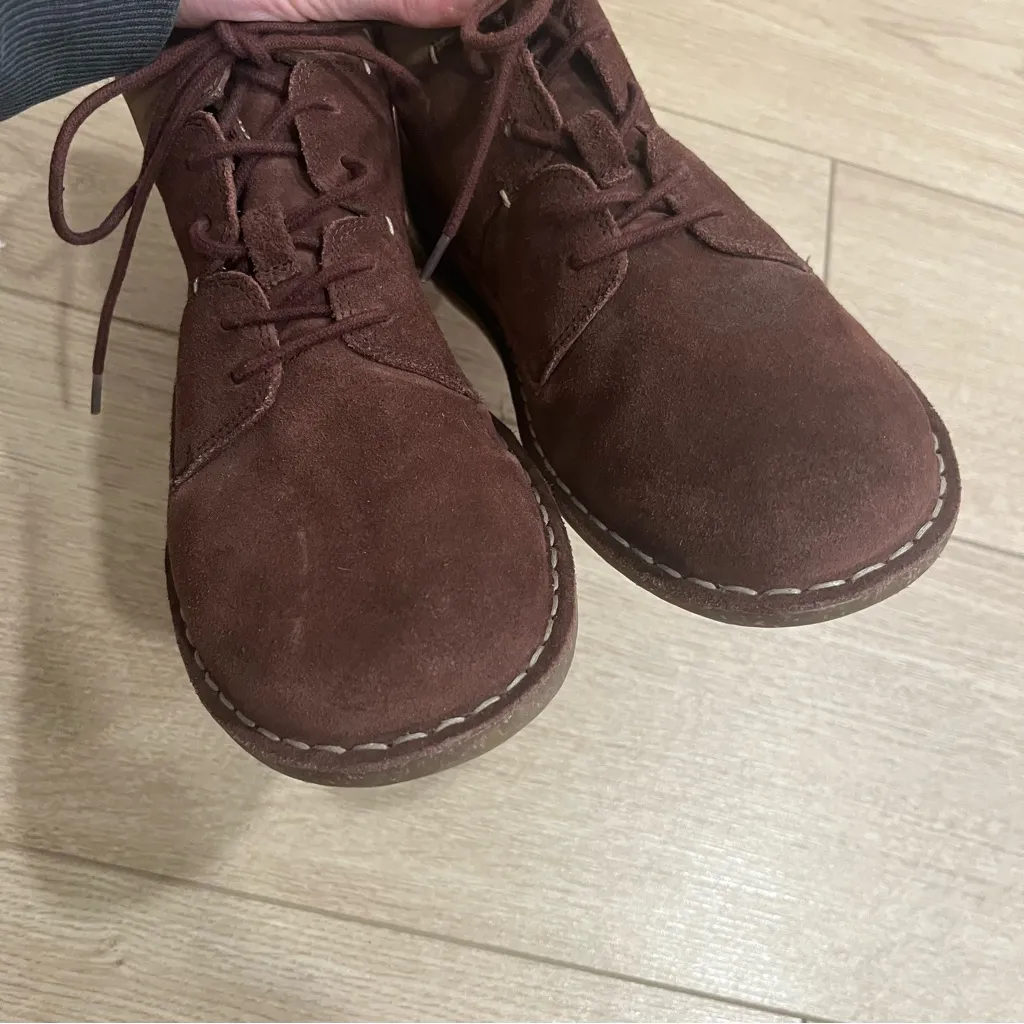 NEW Clarks Women’s Tamitha Brown Suede Leather Ankle Chukka Boot Size 9.5 - Image 3