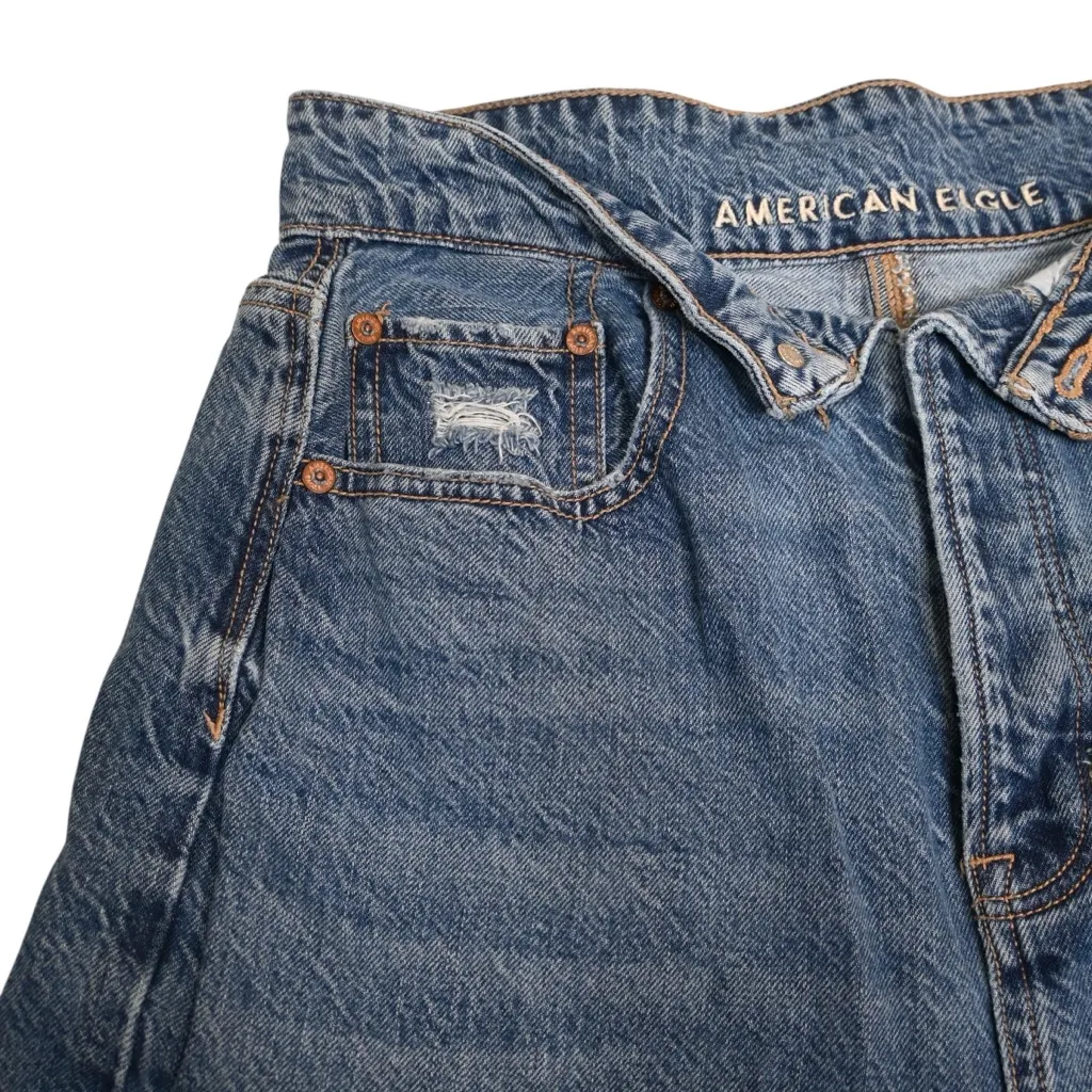 American Eagle Women's 10 Long Button Fly High Rise Loose Jean - Image 7