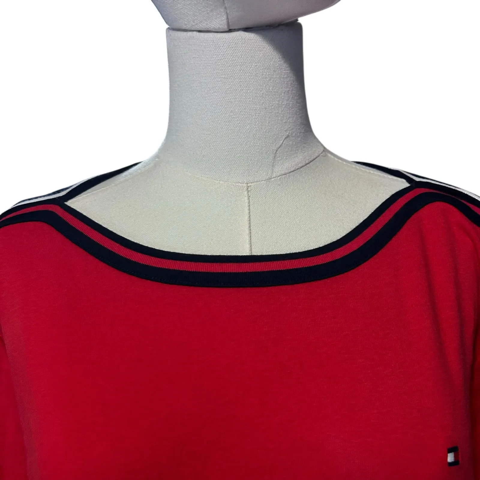 Tommy Hilfiger Top SZ 2XL Red w/ Black White Strip Across Shoulders Logo Preppy - Image 3