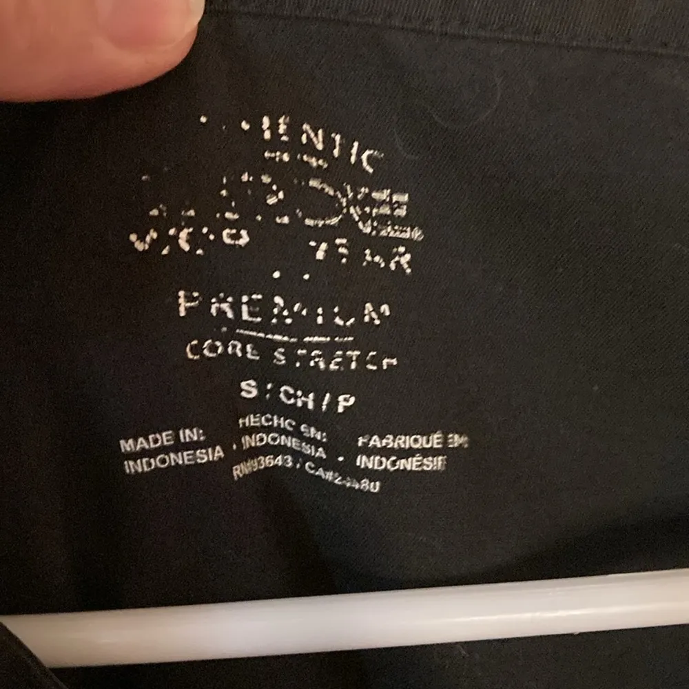 Cherokee Black  Scrub women’s size S with pockets - Image 2