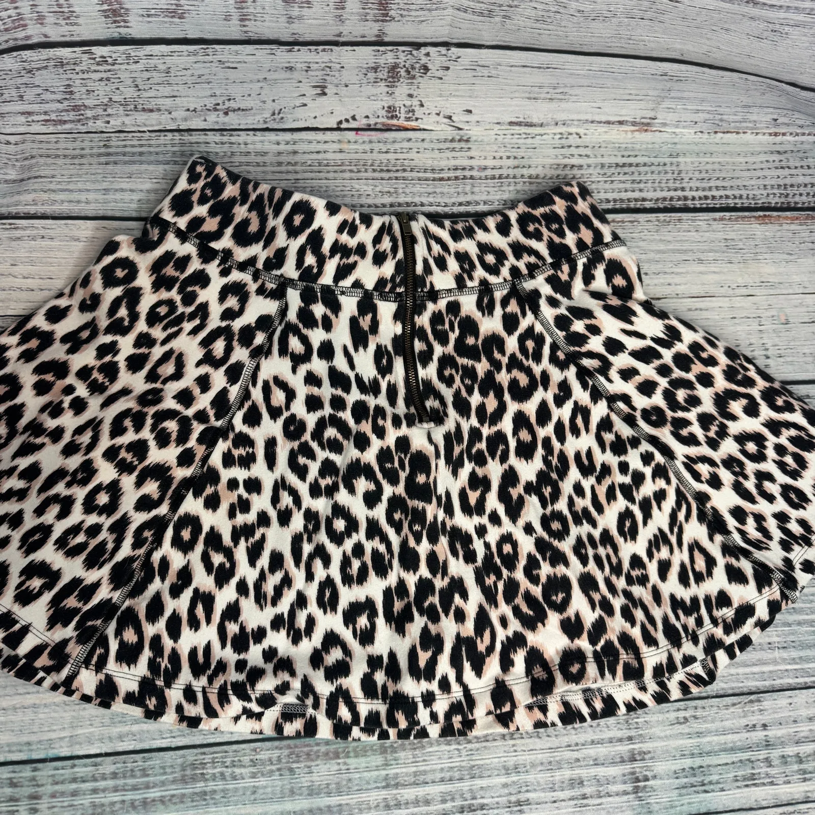 PJK Patterson J. Kincaid Leopard Print Mini Skirt Animal Print S Brown - Image 4