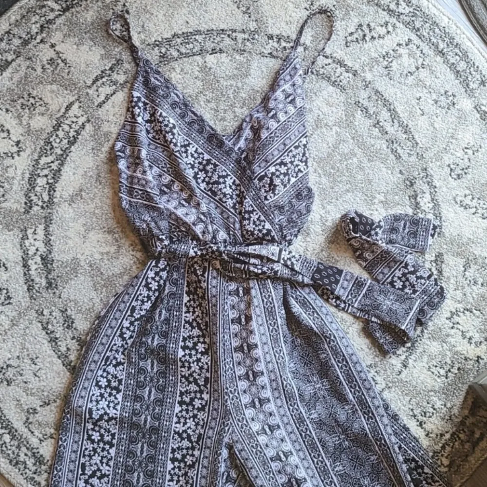 NEW Papaya Romper Jumpsuit Pants Outfit - Image 12