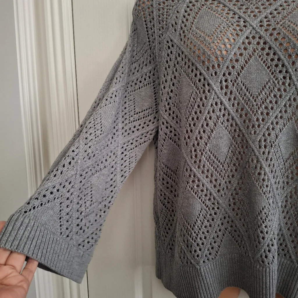 Torrid Sz 2 Gray Women's Sweater - Image 8