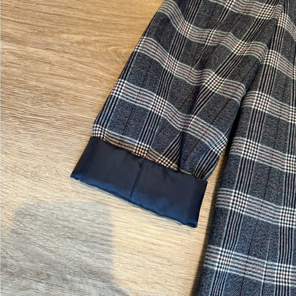 Banana Republic Double Breasted Plaid Blazer - Image 9