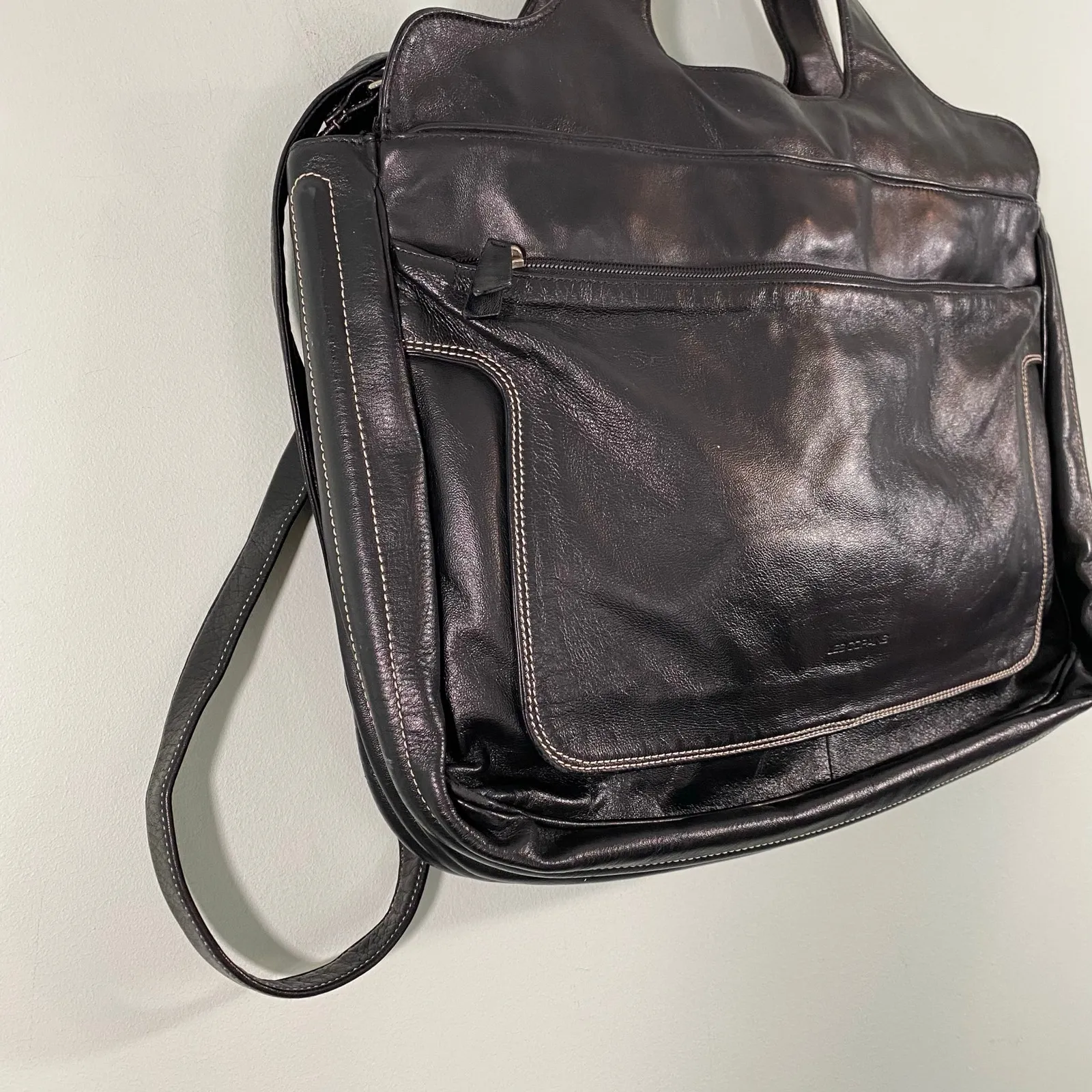 Les Copains Vtg Made In Italy Top Handle Laptop Leather Bag with Crossbody Strap - Image 4