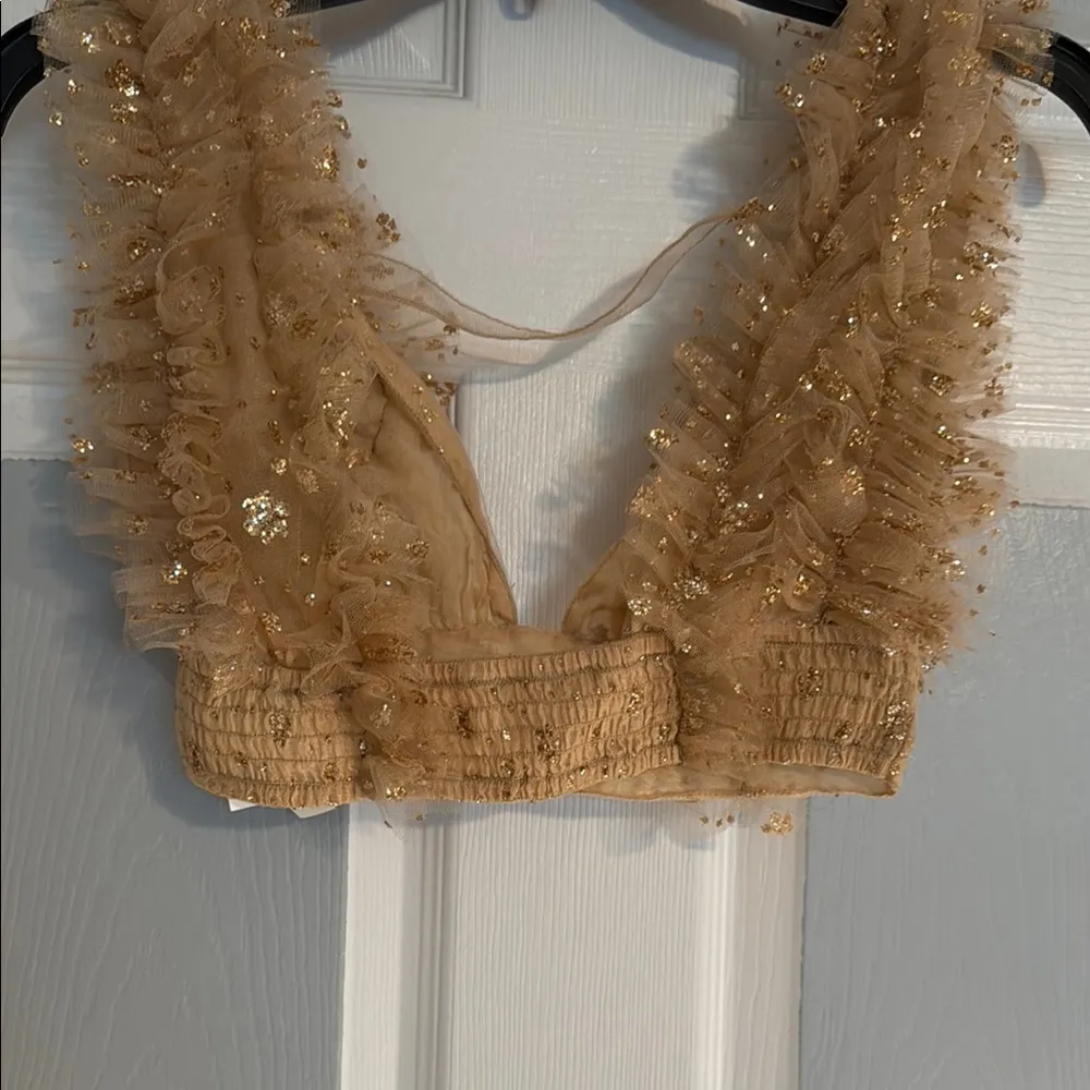 Free People Elegant Gold Ruffled Women's Top - Image 3