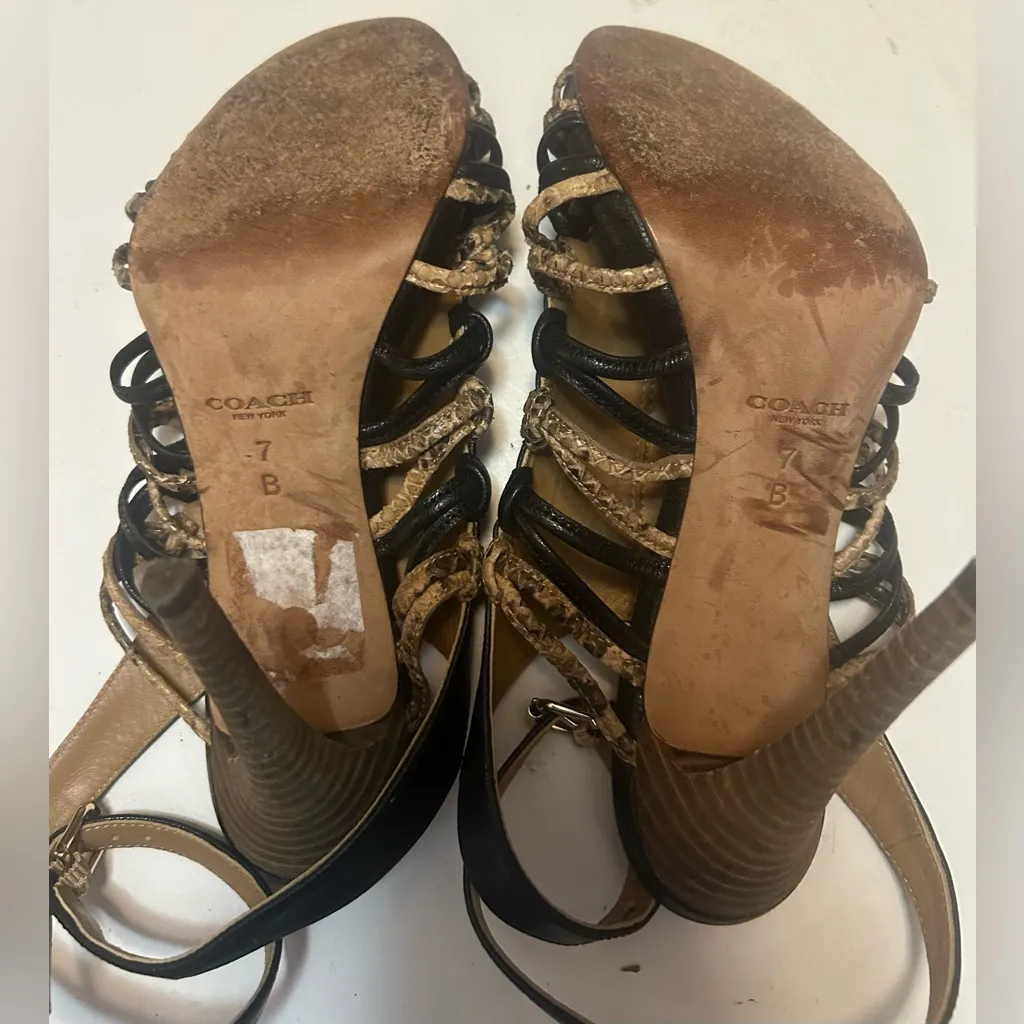 Coach Black and Tan Leather Heels - Image 3