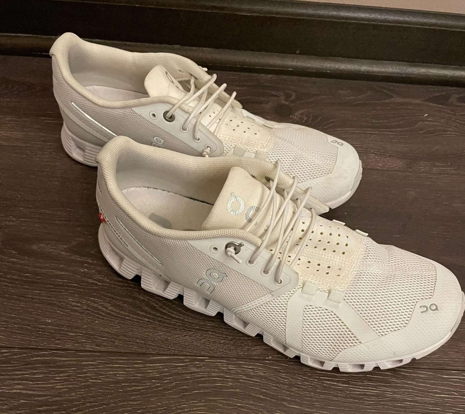 On Cloud  Running Shoes - Image 2