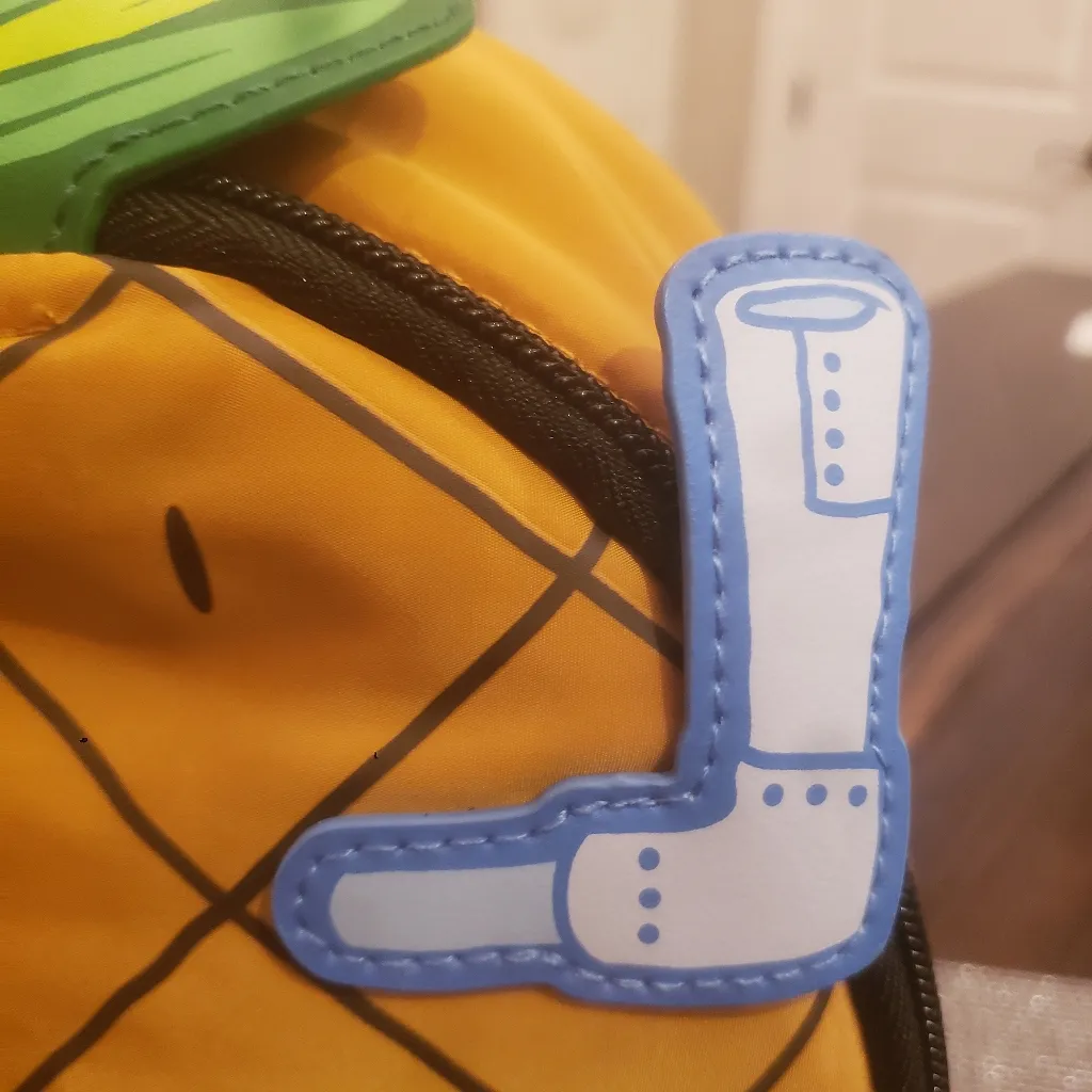 BIOWORLD SPONGEBOB PINEAPPLE DECORATIVE 3D MINI BACKPACK Orange - Image 5