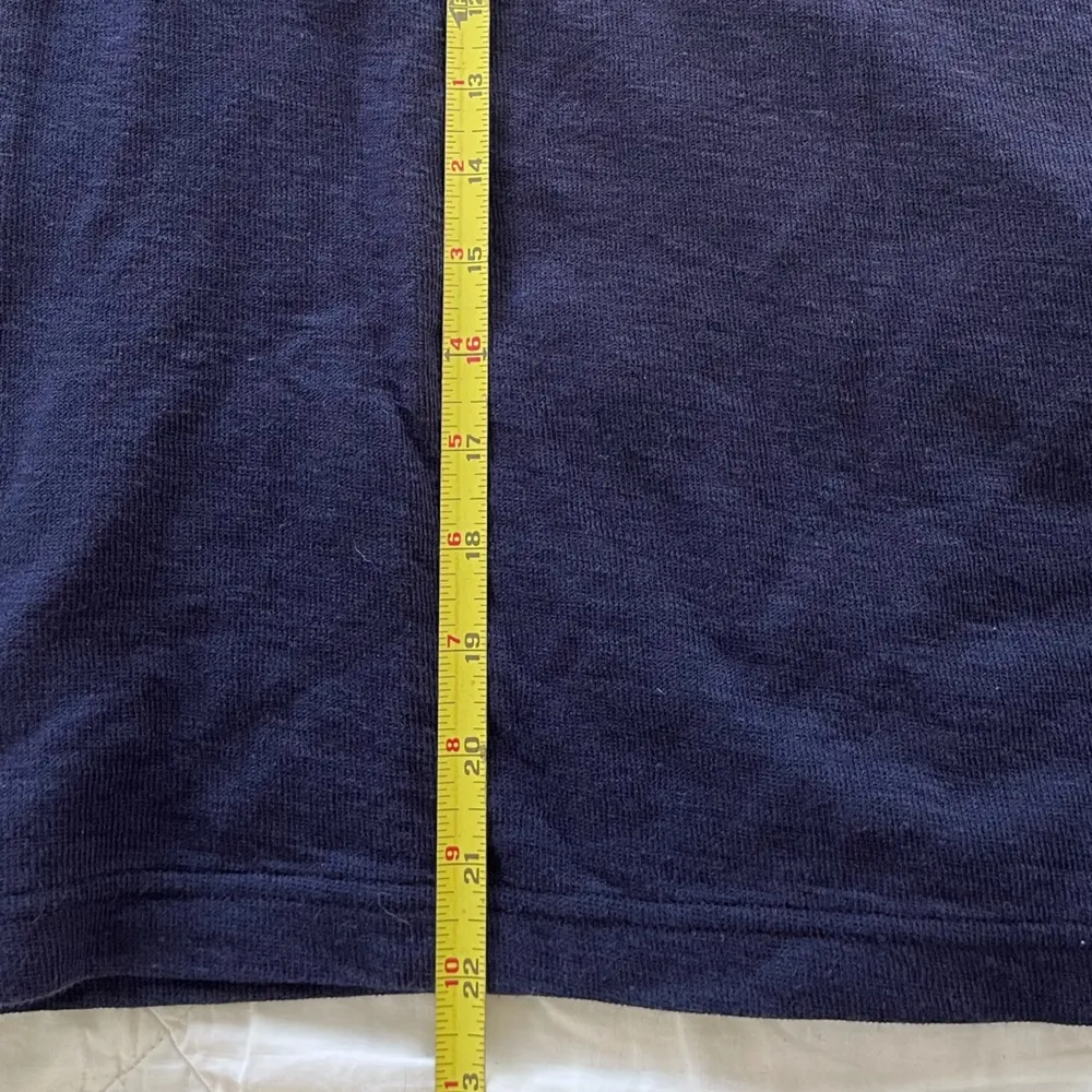 GAP navy long sleeve shirt - Image 4