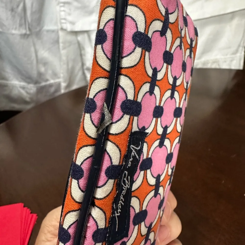 Retired Vera Bradley Loves Me Wristlet - Image 13