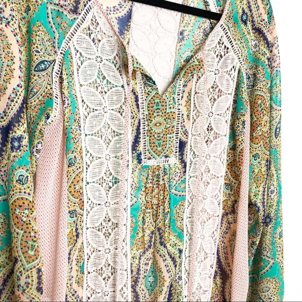 ANTHROPOLOGIE meadow rue Giada bohemian floral lace blouse - Image 4