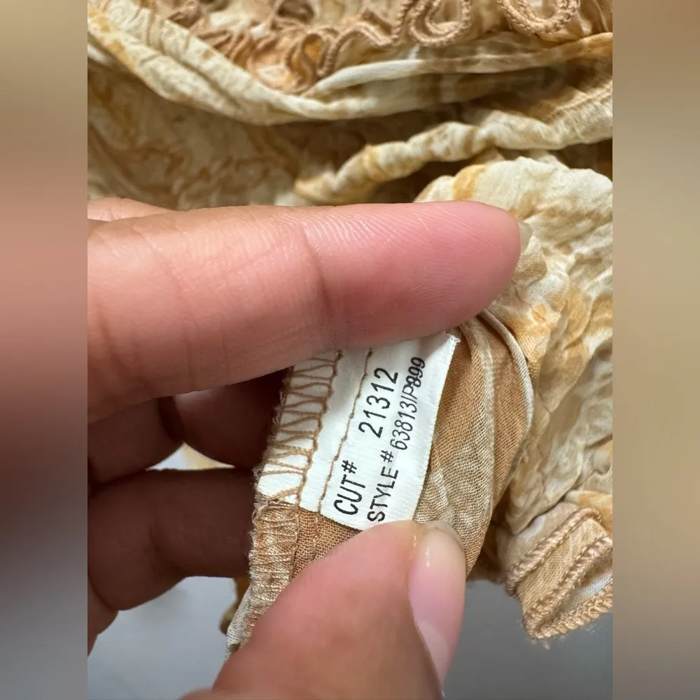 Y2K vintage INC International Concepts crinkle paisley ruffle print blouse 6 Tan - Image 6