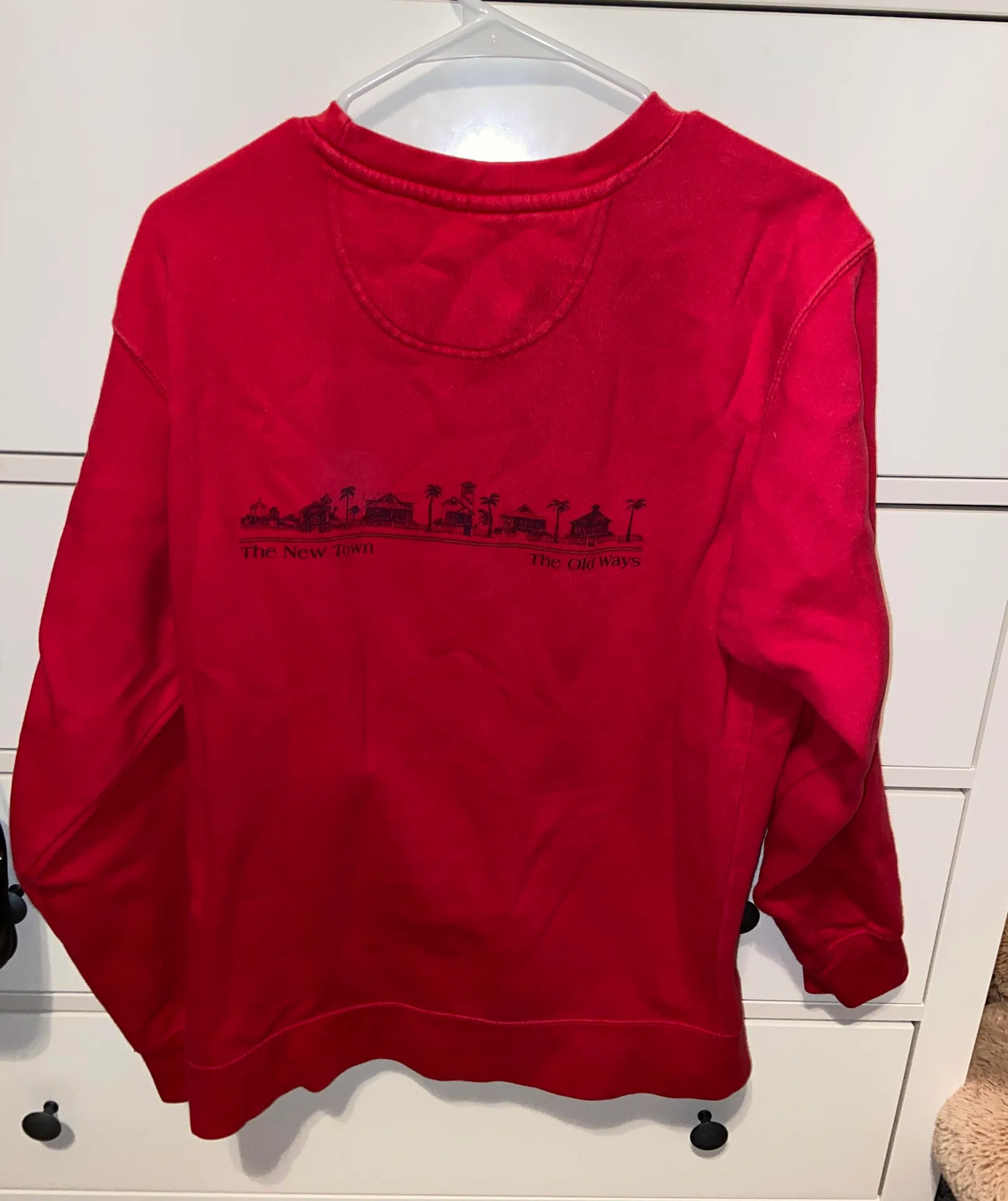 Seaside Crewneck Red - Image 3