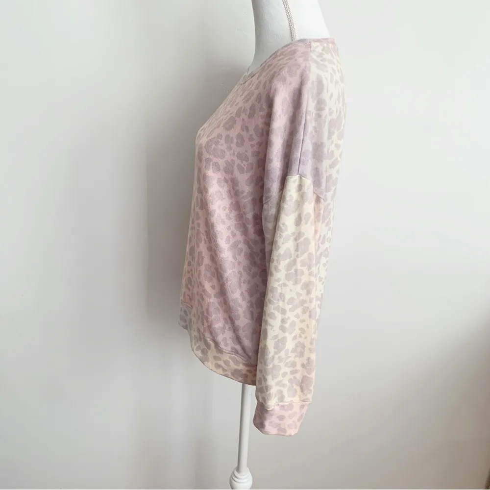 Sundry Rainbow Leopard Print Pullover Cozy Sweatshirt Size 2 Medium - Image 6