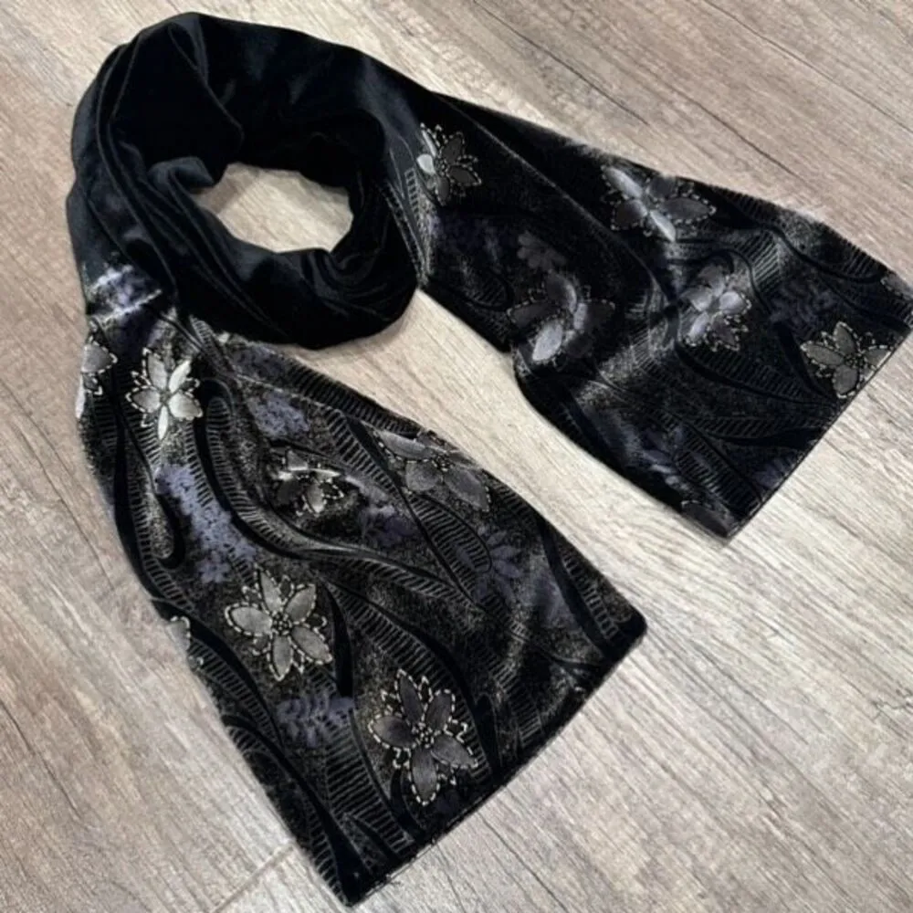 Stunning Vintage Black Velvet Embossed Scarf Floral Fairy ‎ Fairycore Whimsigoth - Image 6