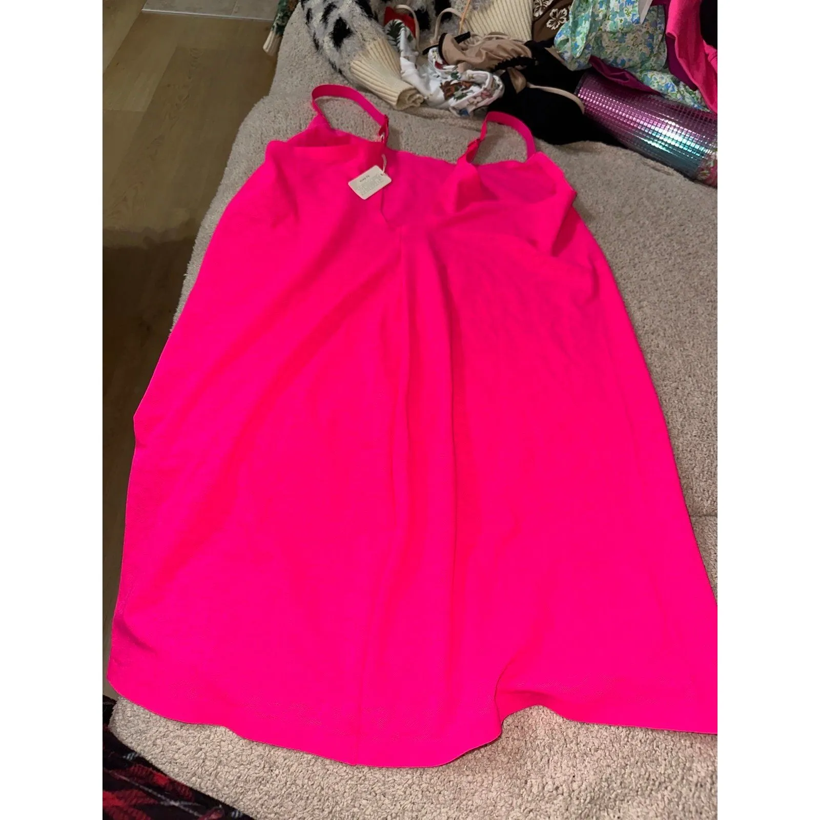 Smoothez neon pink lace dress - Image 7