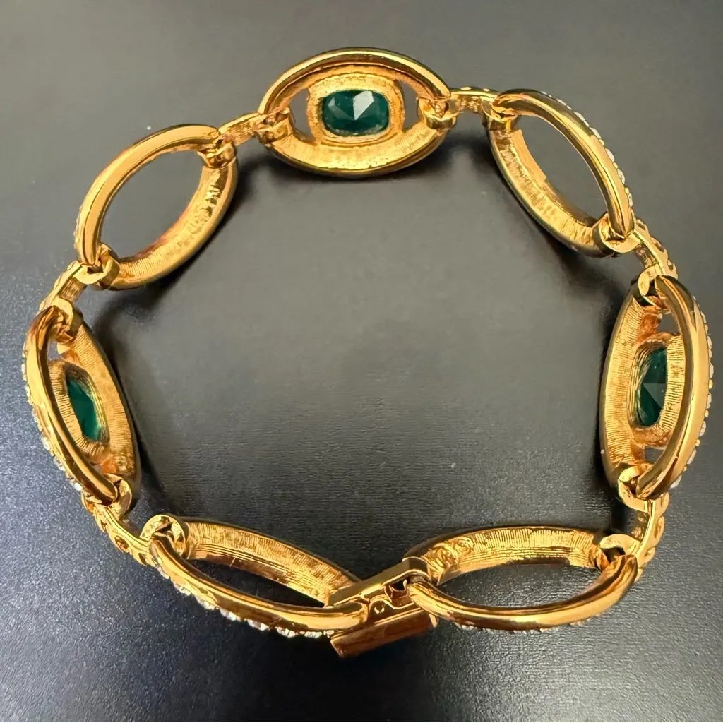 Vintage SWAROVSKI Swan Signed Emerald Green Gold-tone Link Chain Bracelet 24.4g. - Image 3