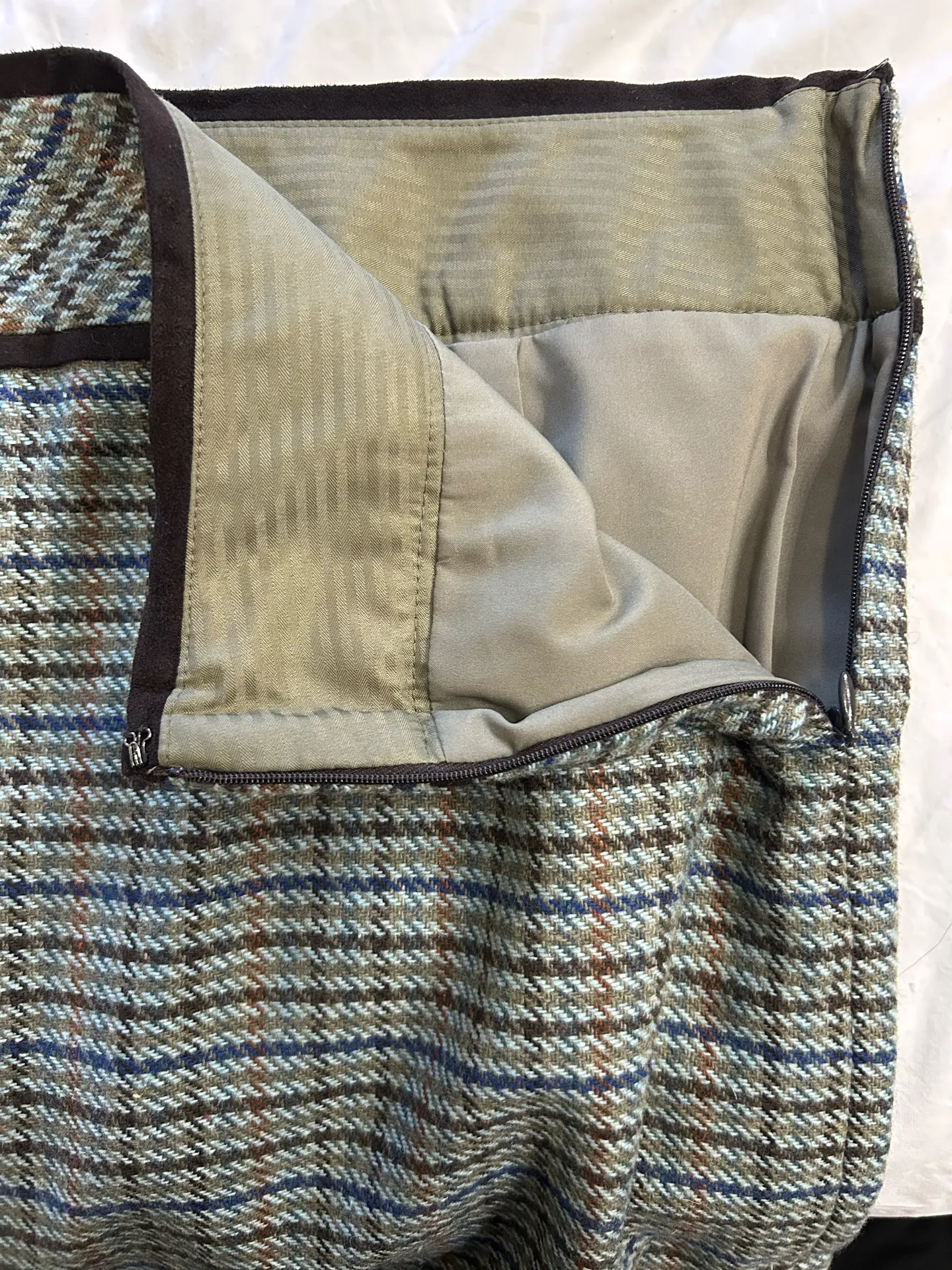 Vintage plaid skirt - Image 3