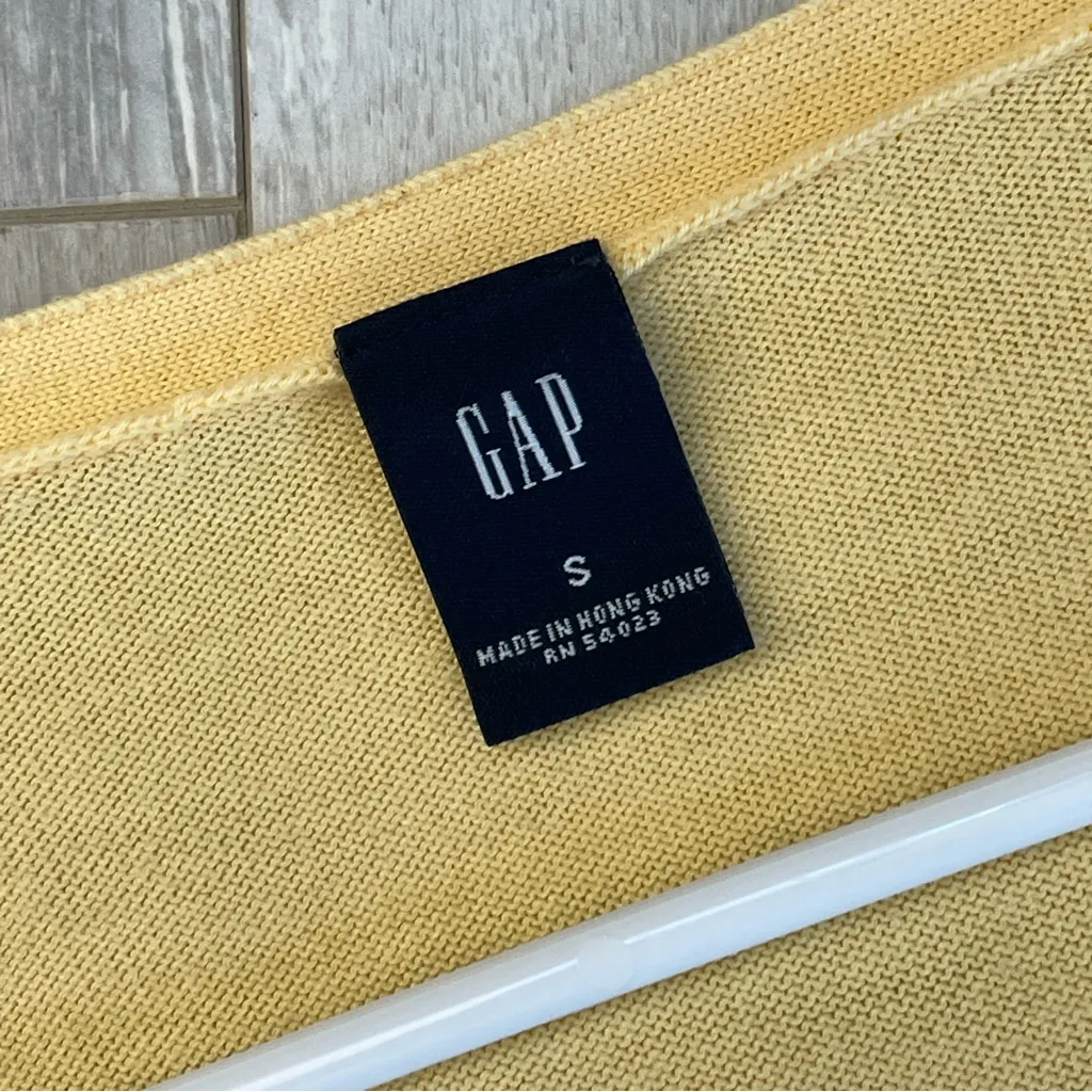 Gap Cotton Cardigan fitted long sleeve womens Yellow (small) light thing preppy - Image 2