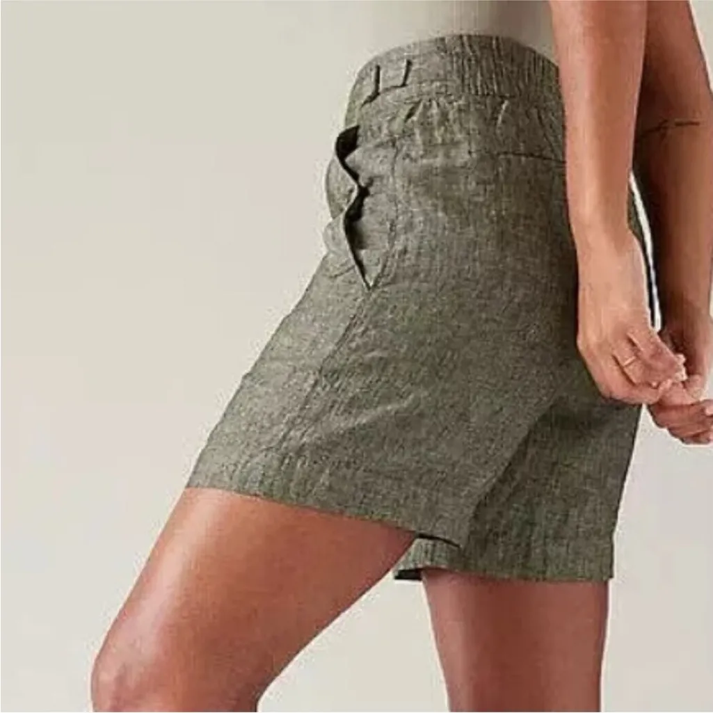 Athleta Voyager 100% Linen Shorts in Aspen Olive green Size 6 - Image 14