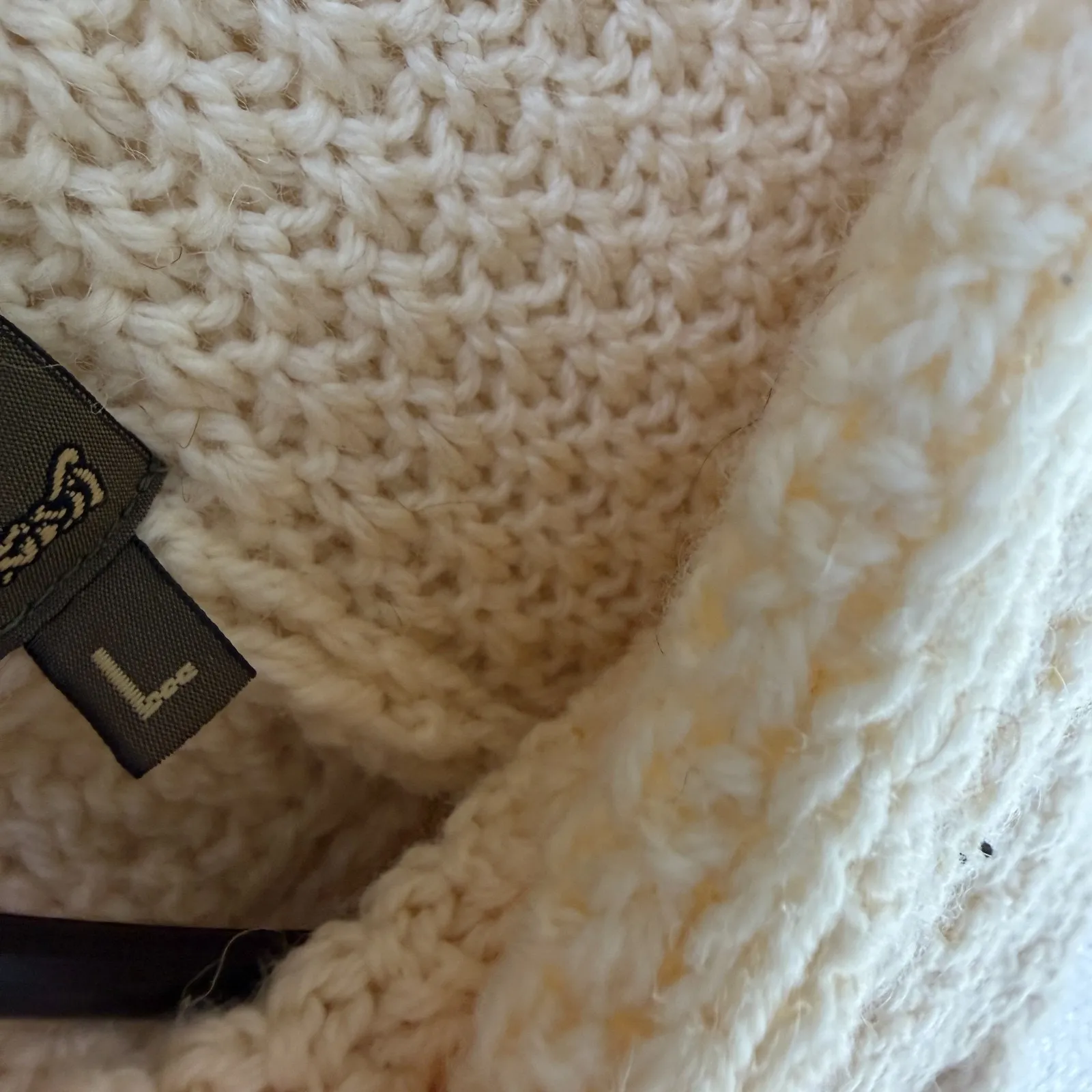 Inis Crafts Wool Shawl Neck Sweater Womens L Cream Cable Knit Fisherman *Hole Size L - Image 8