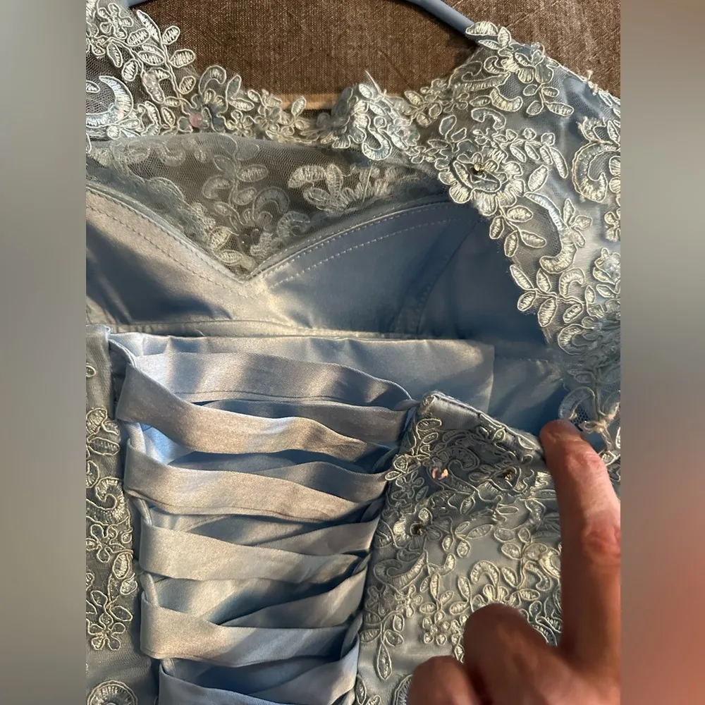 Cinderella/Quince/prom dress, size small Blue - Image 7