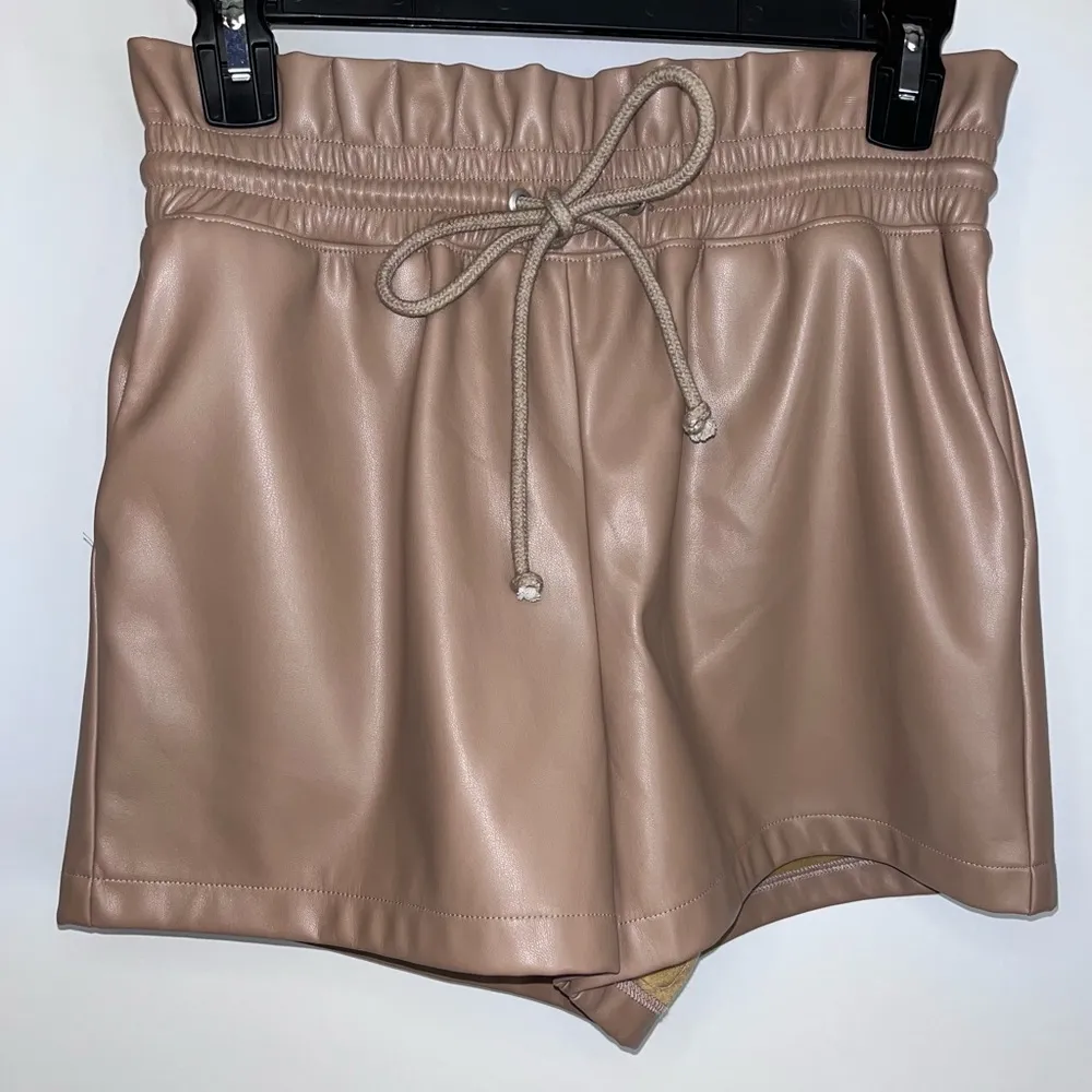 High Waist Paper Bag Faux Vegan Leather Shorts Small NWOT Dusty Rose - Image 7