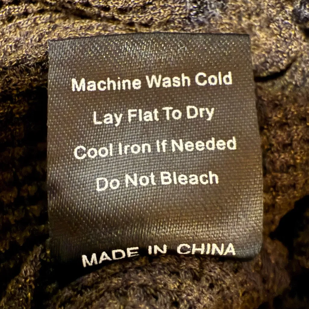 POL V Neck Waffle Crop Top Olive Green With Black Floral Appliqué Size Large NWT - Image 8