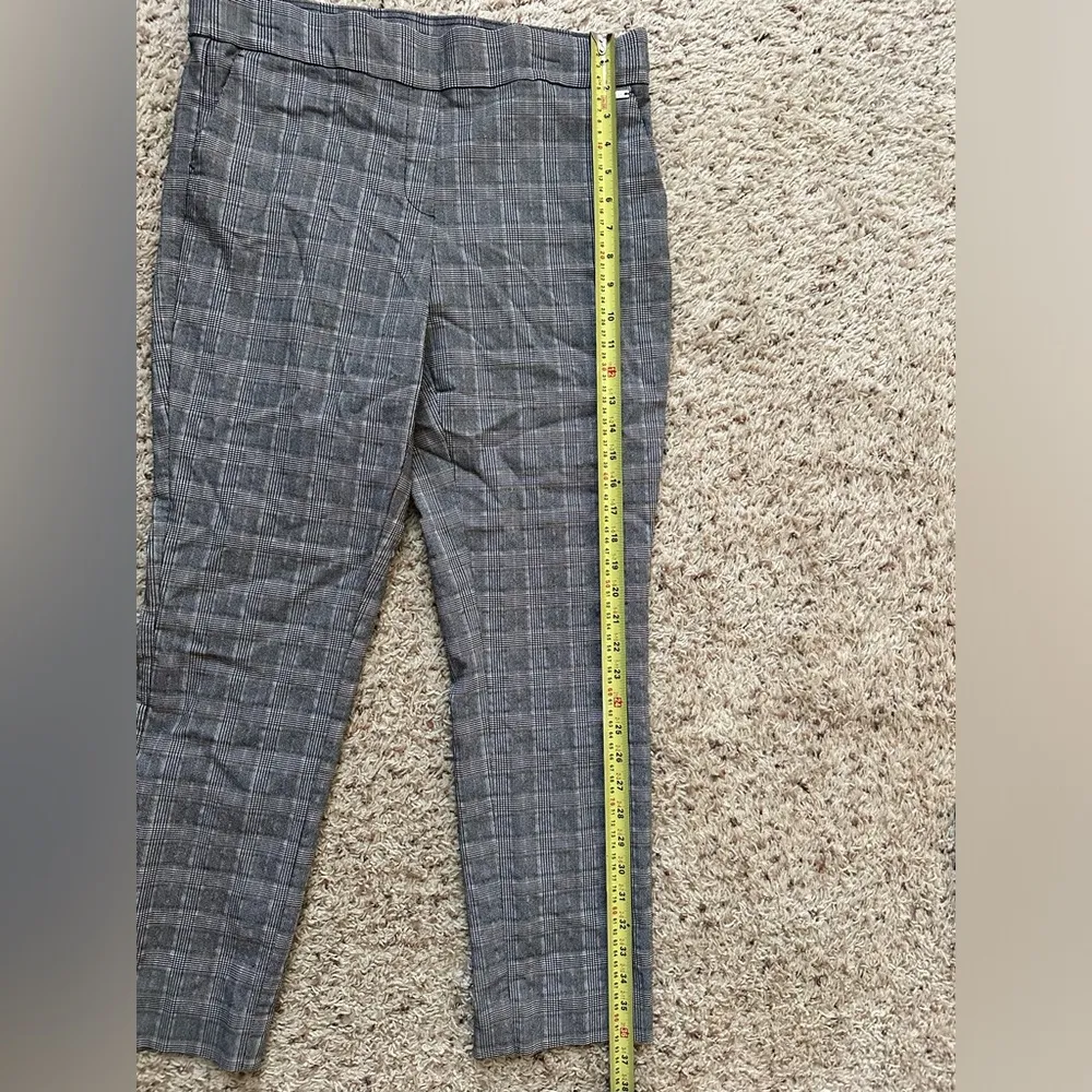 Jones New York Signature Plaid Skinny Pants Womens Size 10 Black White Gray - Image 3