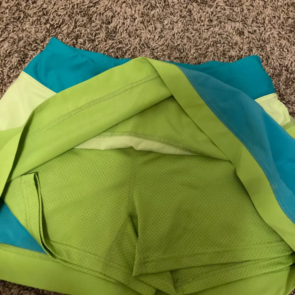 Title Nine Athletic Skort Small Blue and Green Colorblock Mesh Undershort Pocket - Image 3