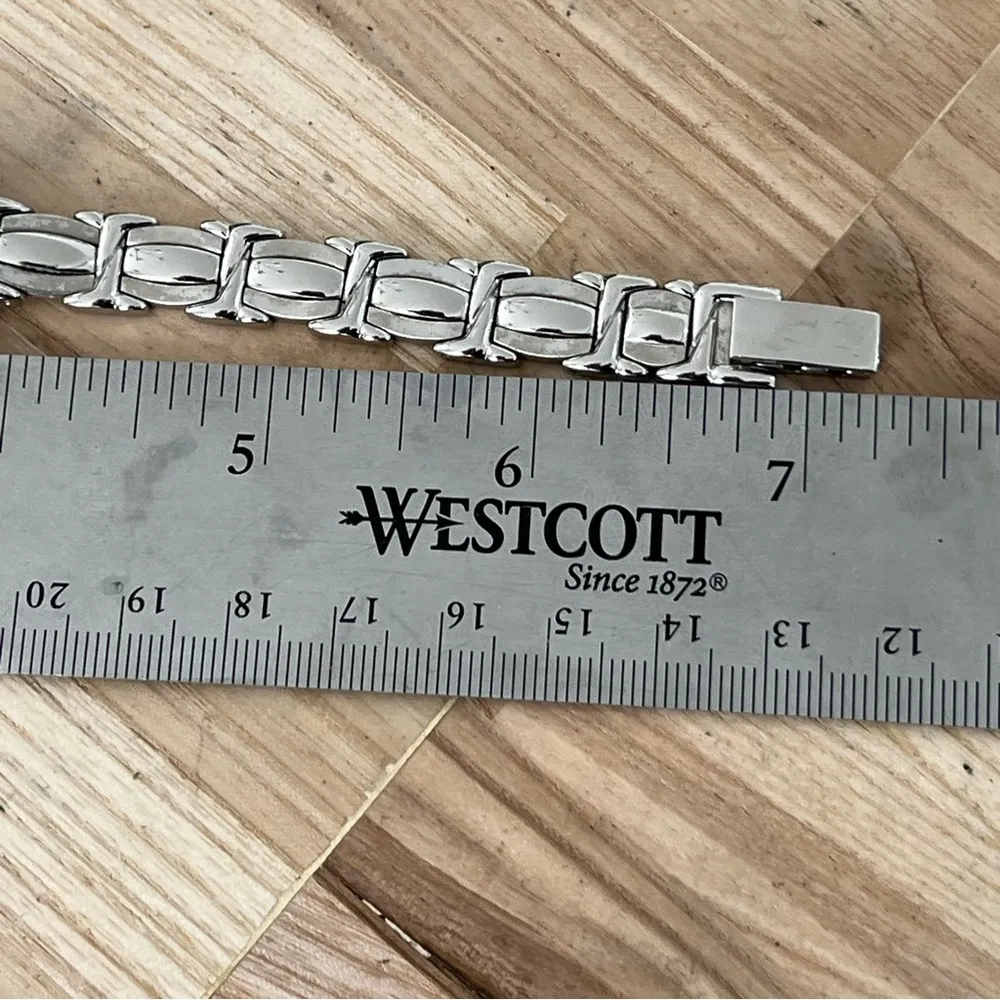 Bulova Ladies Watch Round Pearl Dial Stainless Weave Bracelet 96L90 - Image 14