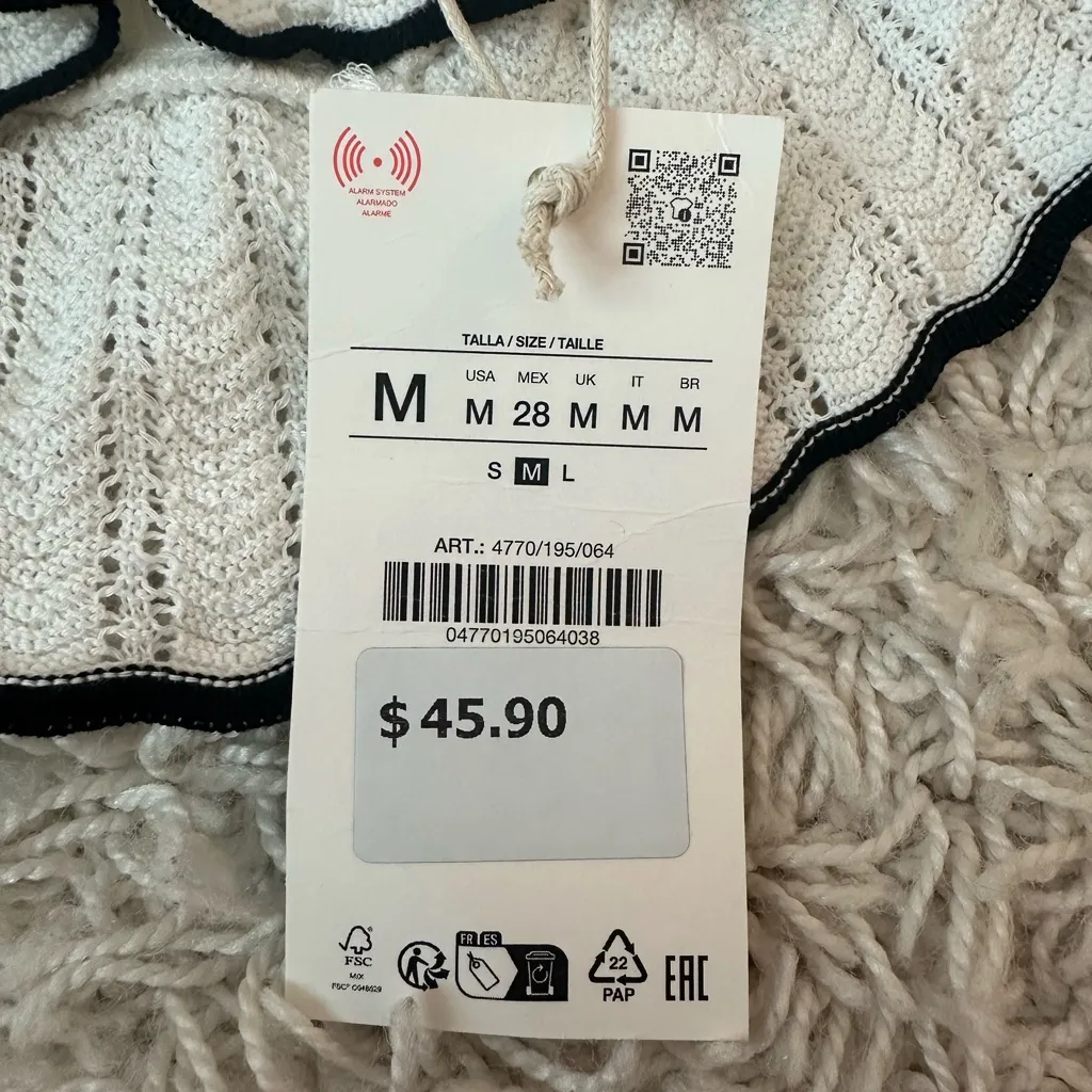 Brand new w tags Zara ruffle top - Image 3