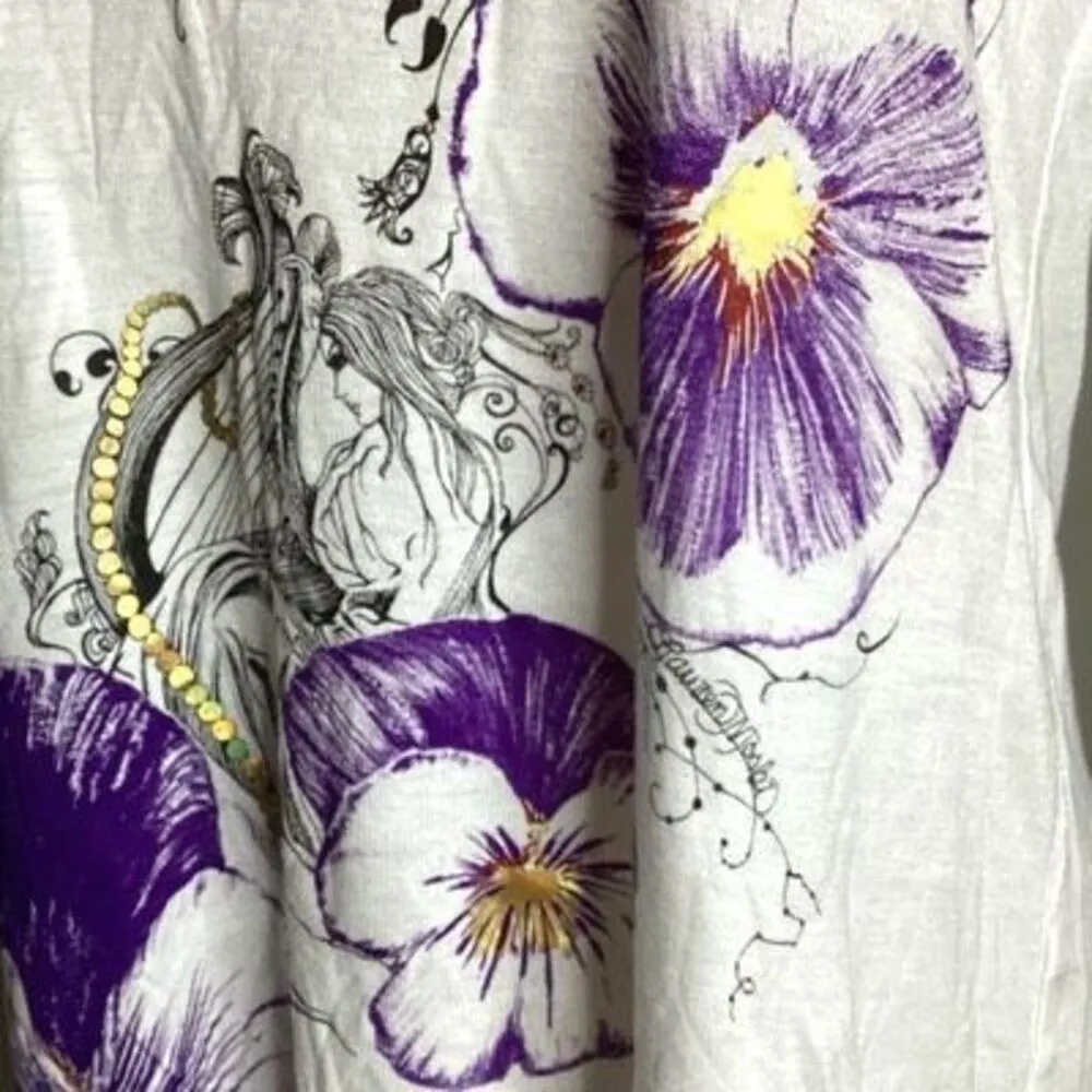 New. Lauren Moshi flower and harp T-shirt. Small. Retails $129 - Image 5