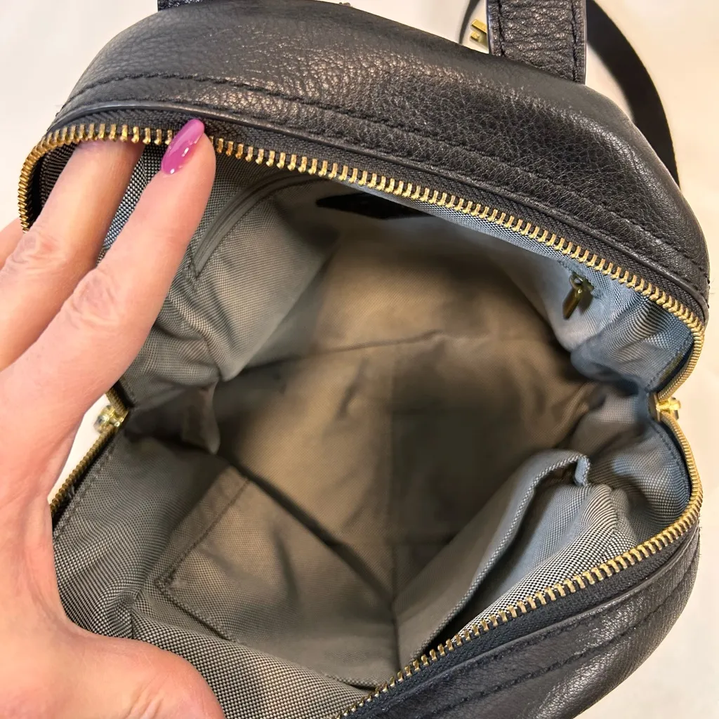 Fossil Megan Small Black Leather Backpack Adjustable Straps Brass Tone Key Charm - Image 10