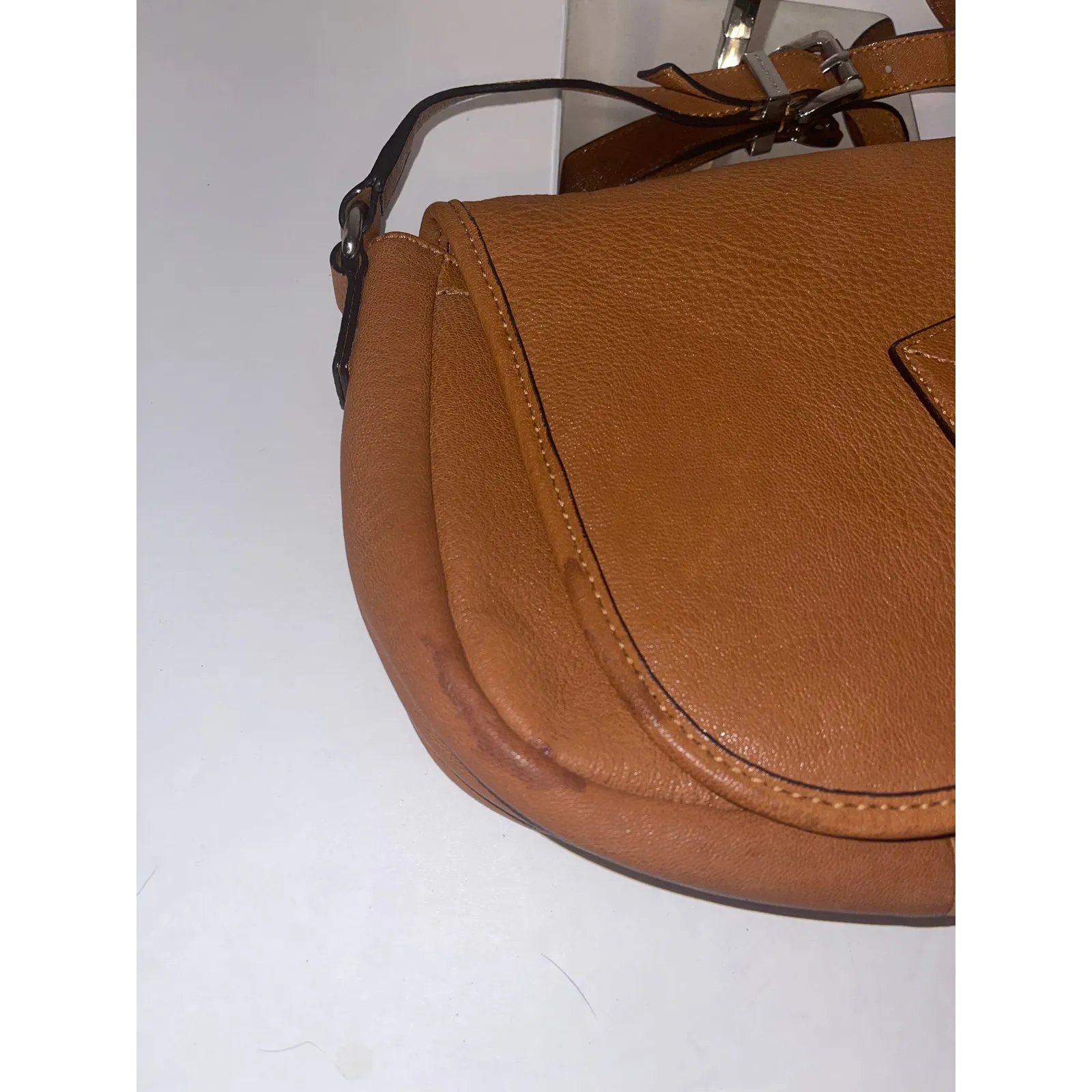 Michael Kors Crossbody Saddle Handbag Cognac Camel Tan Leather Adjustable Strap - Image 3