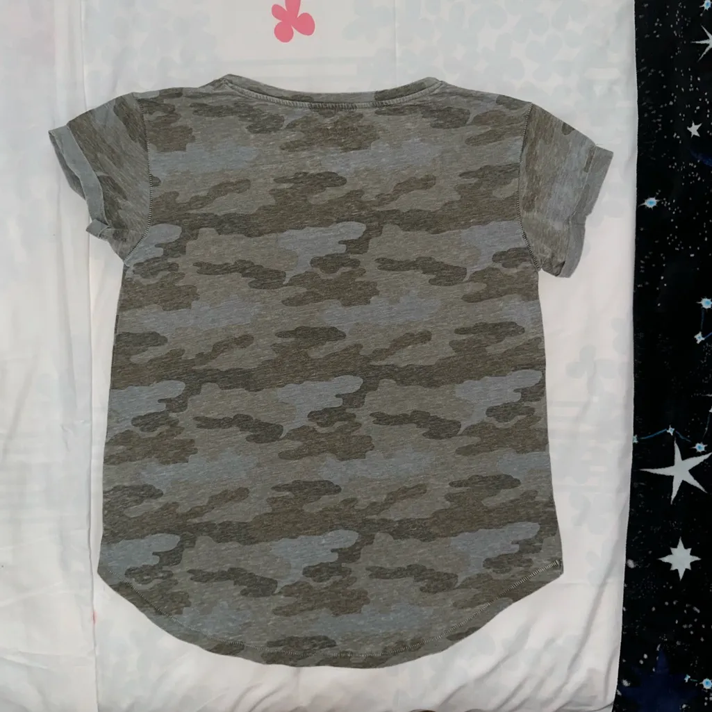 American Eagle Outfitters Camo Tee - Image 2