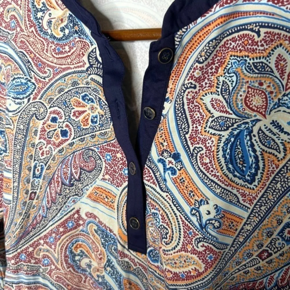 J. McLaughlin Catalina Henley Paisley 3/4 Snap Tunic Top button neck size small - Image 5